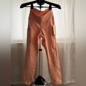 Fabletic Peach High-Waisted Leggings